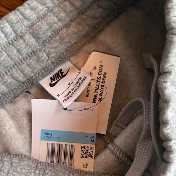 Nike Kids Light Gray Joggers - Picture 2 of 3